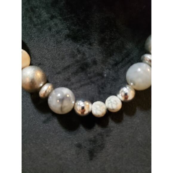 Women's Chunky Mixed Bead Statement Necklace Neutral Tones Lobster Clasp - Picture 2 of 5